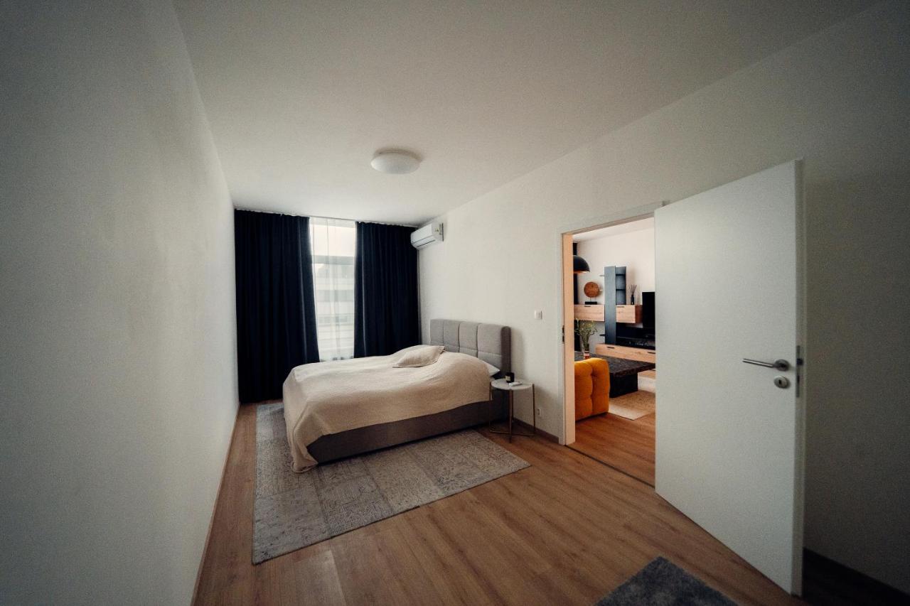 Tiffany Apartment Hotel Bratislava Exterior photo