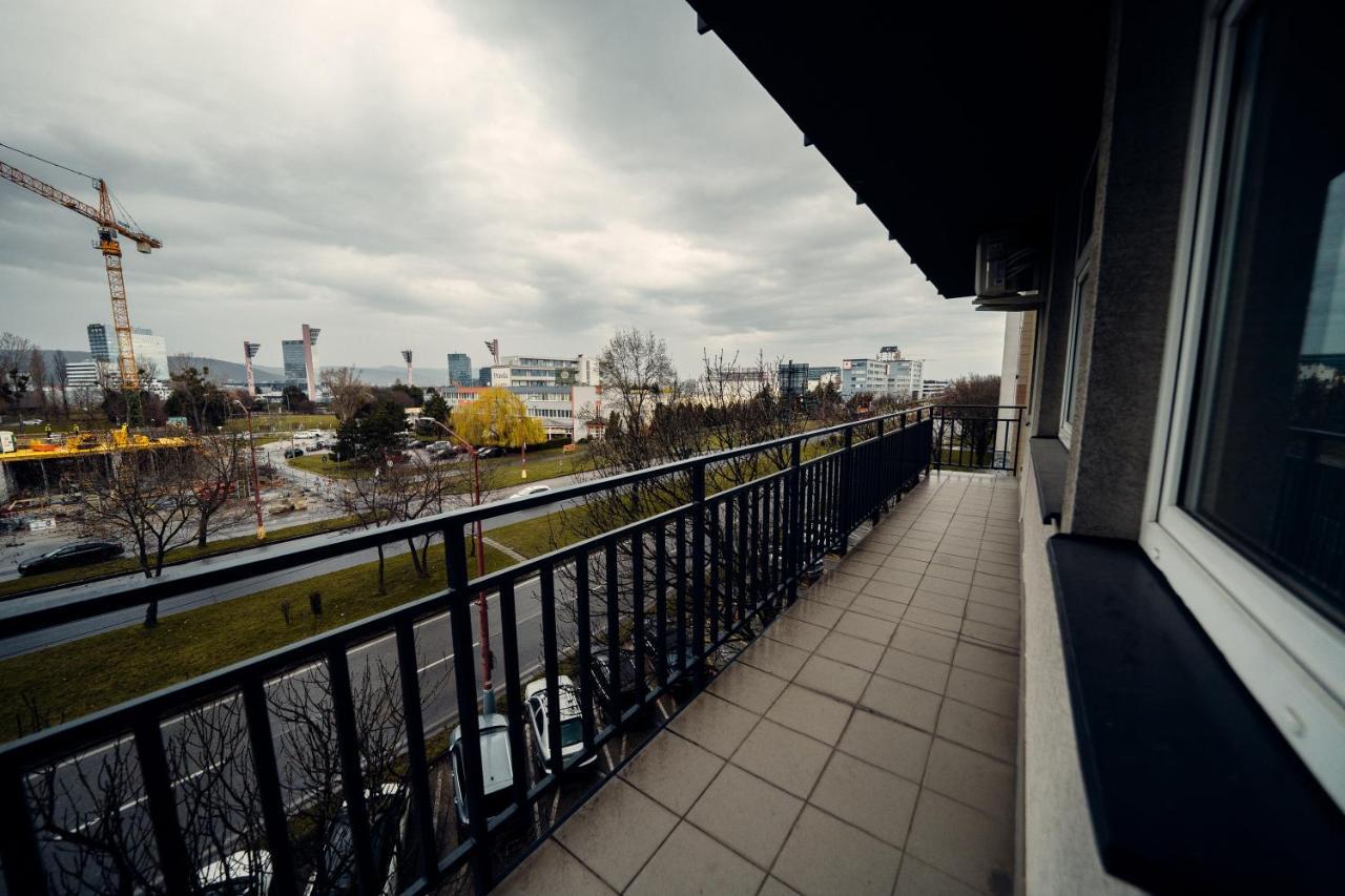 Tiffany Apartment Hotel Bratislava Exterior photo
